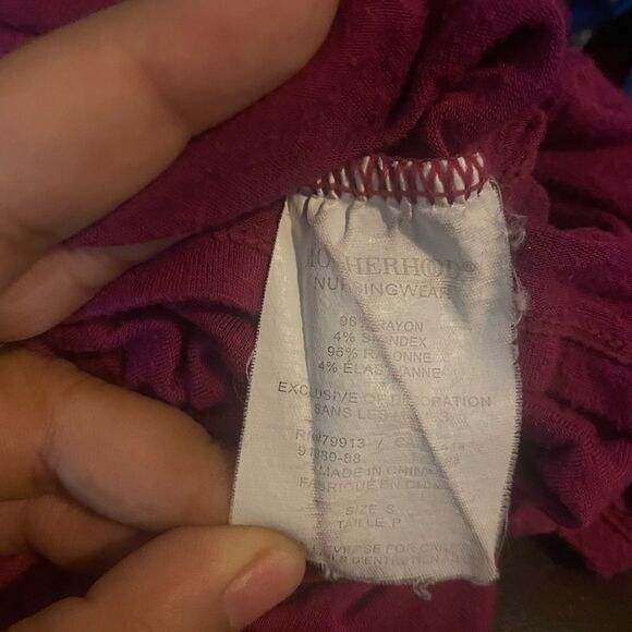 Motherhood Nursing Wear Purple Short Sleeve Blouse - Picture 8 of 9